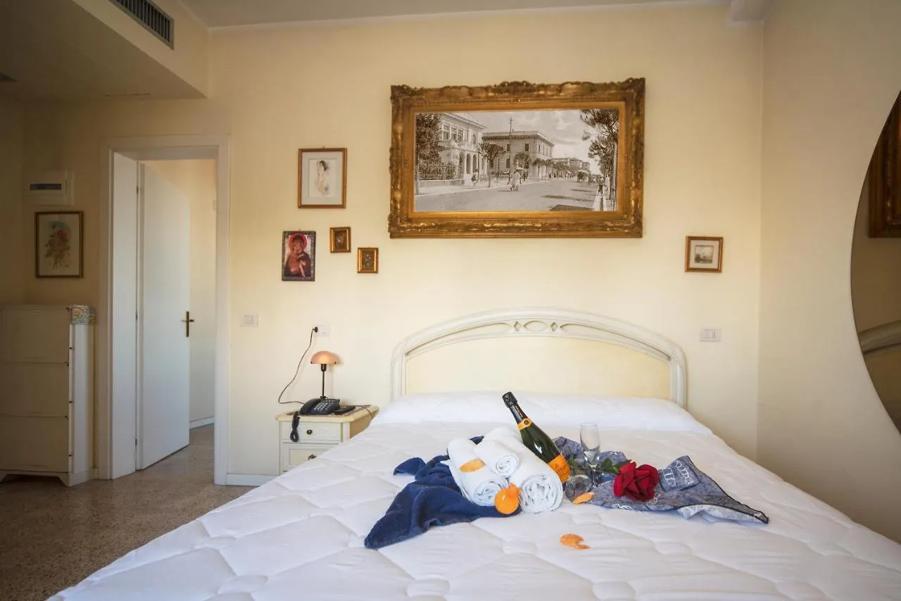 Hotel Cristina Hospitality Centrale (Adults Only) Riccione Italy